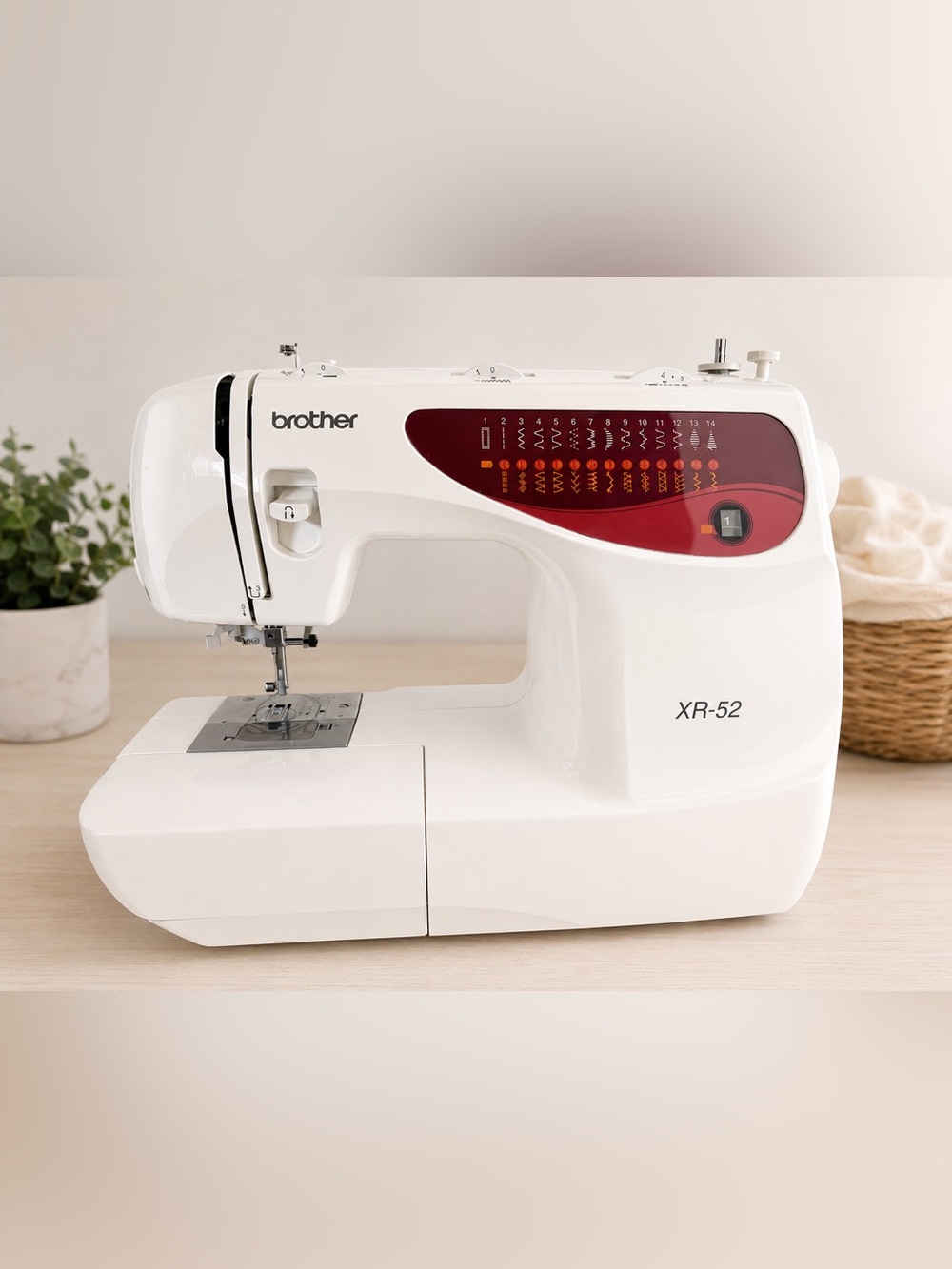 Brother XR-52 Sewing Machine w/ Pedal & Cover